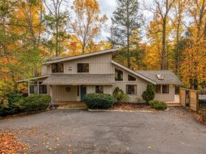 Summerfall Chalet in the Fall